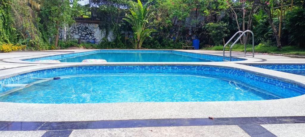 Park Inn Beach Resort Chennai Esterno foto