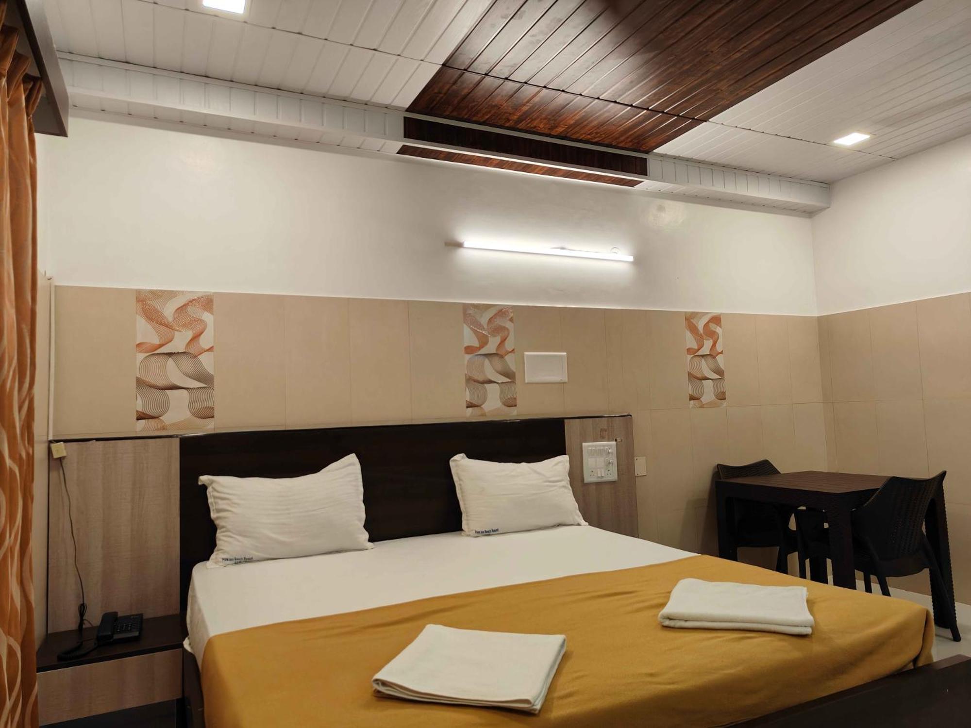 Park Inn Beach Resort Chennai Esterno foto